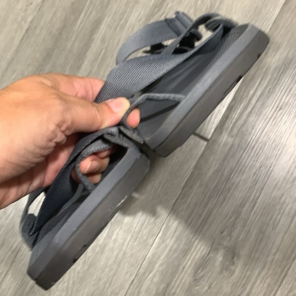 Chaco Mens Lowdown 2 Gray Adjustable Strap Sandals size 13 main image 6